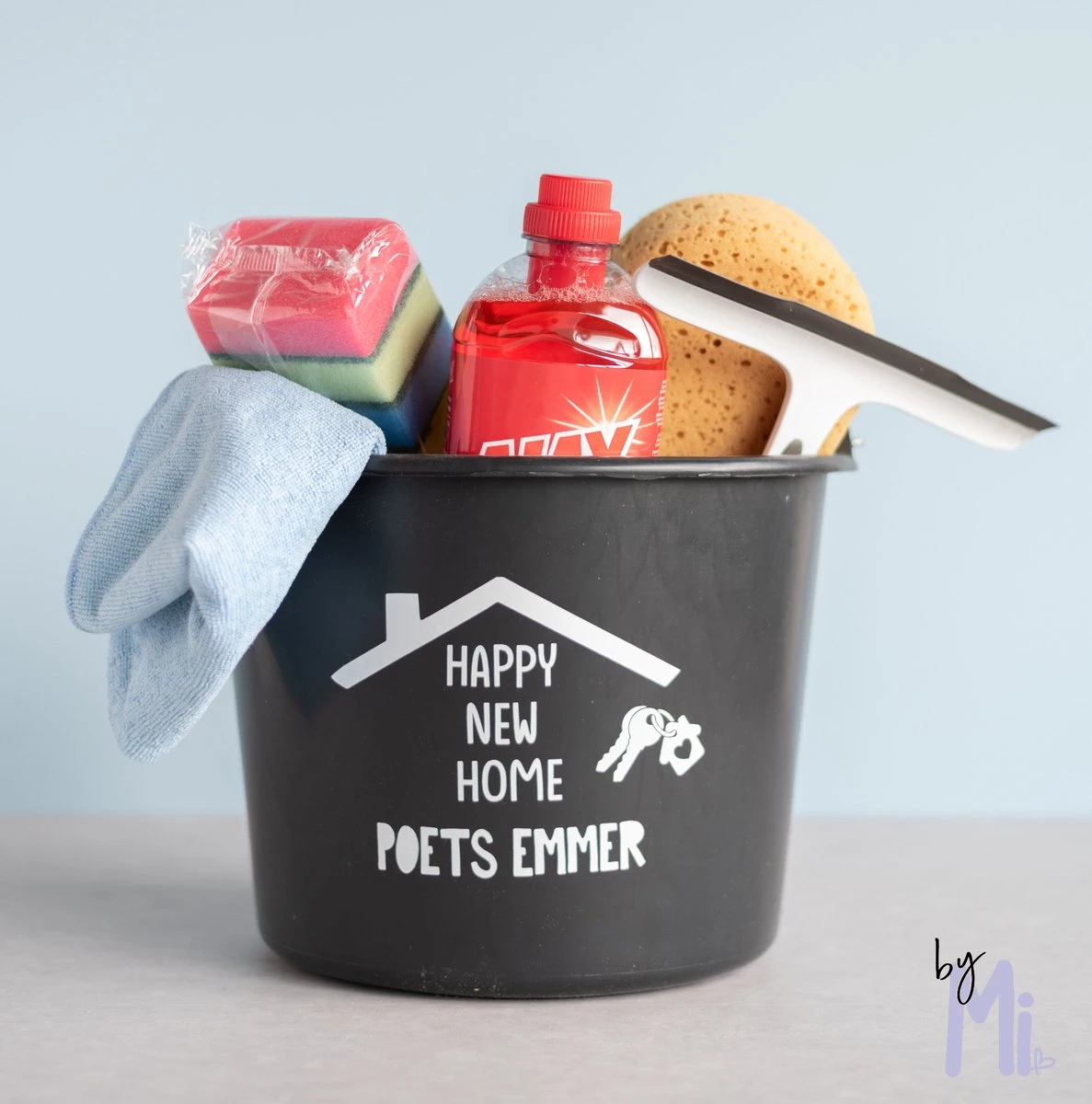 ByMi| Poetsemmer Happy New Home | Cadeautje Huis |Housewarming |Nieuwe Woning | Gepersonaliseerd 3 ByMi| Poetsemmer Happy New Home | Cadeautje Huis |Housewarming |Nieuwe Woning | Gepersonaliseerd