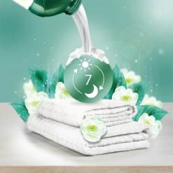 Lenor - Emerald & Lotus Flower - Wasverzachter - 2160ml - 72 Wasbeurten 10 Lenor - Emerald & Lotus Flower - Wasverzachter - 2160ml - 72 Wasbeurten -Huishoudelijke Schoonmaak 1200x1200 1326