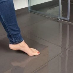 Secucare Anti Slip Spray 100ml - Antislip Voor Tegelvloeren -Huishoudelijke Schoonmaak 1200x1200 1678