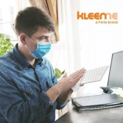 Schoonmaakdoekjes - Ontsmettingsdoekjes - Desinfectiedoekjes - Desinfectie Doekjes - KleenMe - Alcohol Doekjes - Alcoholdoekjes - Allesreiniger Zachte Antibacteriële Alcohol Wipes- 100 Doekjes - Met Dispenser - 70% Alcohol - 185 X 110mm -Huishoudelijke Schoonmaak 1200x1200 1698