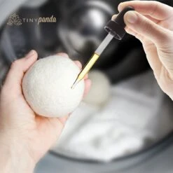 Merkloos Droger Ballen XL 8 Stuks – Zero Waste Dryer Balls - Duurzaam – Wasverzachter – Herbruikbare Drogerballen – Droogt De Was Sneller – Tiny Panda 18 Merkloos Droger Ballen XL 8 Stuks – Zero Waste Dryer Balls - Duurzaam – Wasverzachter – Herbruikbare Drogerballen – Droogt De Was Sneller – Tiny Panda -Huishoudelijke Schoonmaak 1200x1200 26