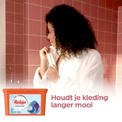 Robijn Wascapsules 3-in-1 Stralend Wit - 1 X 40 Stuks 11 Robijn Wascapsules 3-in-1 Stralend Wit - 1 X 40 Stuks -Huishoudelijke Schoonmaak 1200x1200 747