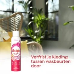 Robijn Pink Sensation Dry Wash Spray - 2 X 200 Ml - Voordeelverpakking 12 Robijn Pink Sensation Dry Wash Spray - 2 X 200 Ml - Voordeelverpakking -Huishoudelijke Schoonmaak 1200x1200 773