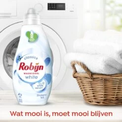 Robijn Klein & Krachtig Stralend Wit Vloeibaar Wasmiddel - 8 X 19 Wasbeurten - Voordeelverpakking 14 Robijn Klein & Krachtig Stralend Wit Vloeibaar Wasmiddel - 8 X 19 Wasbeurten - Voordeelverpakking -Huishoudelijke Schoonmaak 1200x1200 890