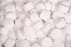 Axal Pro - Regenererend Zout In Tabletvorm - 25 Kg - Voor Waterontharding. 6 Axal Pro - Regenererend Zout In Tabletvorm - 25 Kg - Voor Waterontharding. -Huishoudelijke Schoonmaak 1200x798 1