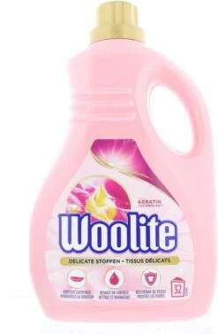 Woolite Wol & Zijde Wasmiddel Met Keratine - 32 Wasbeurten - 1,9 L 17 Woolite Wol & Zijde Wasmiddel Met Keratine - 32 Wasbeurten - 1,9 L -Huishoudelijke Schoonmaak 787x1200