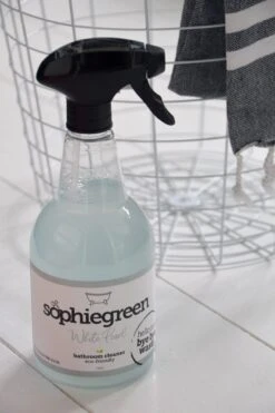 SophieGreen White Pearl Badkamerreiniger 3x2 Navullingen (=6x750 Ml) 10 SophieGreen White Pearl Badkamerreiniger 3x2 Navullingen (=6x750 Ml) -Huishoudelijke Schoonmaak 798x1200 2