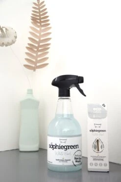 SophieGreen White Pearl Badkamerreiniger 3x2 Navullingen (=6x750 Ml) 11 SophieGreen White Pearl Badkamerreiniger 3x2 Navullingen (=6x750 Ml) -Huishoudelijke Schoonmaak 798x1200 3